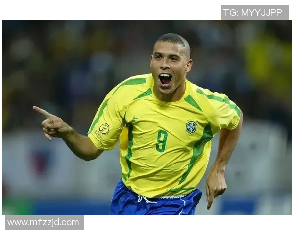 得牌最少的足球明星揭秘他们的职业生涯与场上表现的独特之处